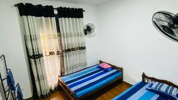 House, 2 Bedrooms, Smoking, Balcony