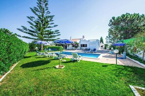 Villa (3 Bedrooms) | Aussenbereich