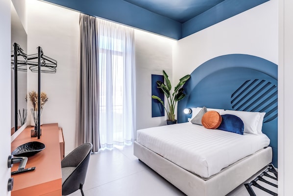 Apartment, Balcony | In-room safe, desk, blackout drapes, iron/ironing board