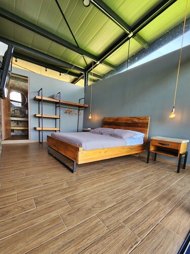 Landscape Suite