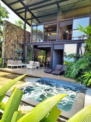 شرفة/رواق