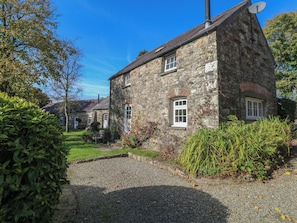 Exterior - Carthouse Cottage (Clarbeston Road)