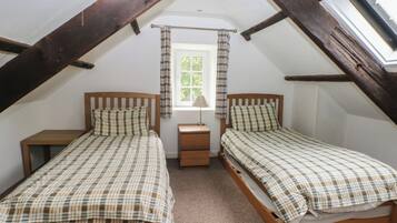 3 bedrooms, individually decorated, individually furnished, free WiFi