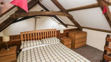 3 dormitorios, decoración individual, mobiliario individual