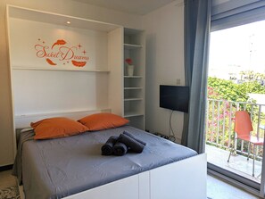 Silitysrauta/-lauta, ilmainen Wi-Fi