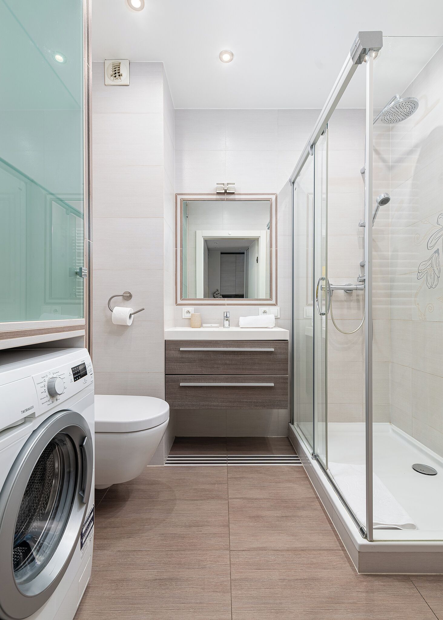 Apartment, Balcony | Bathroom