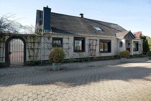 Exterior - Apartment 1, 35 sqm, 1 bedroom, living/sleeping area, covered terrace, max. 3 guests (Hooksiel)