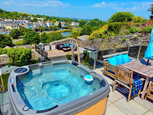 Quirky cottage.  Sleeps 8.  Dog friendly.  Lake views.  Close to the coast.