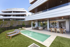 A heated pool - Luxury Family Apt w/ private heated pool (Fuengirola)