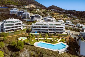 Exterior - Luxury Family Apt w/ private heated pool (Fuengirola)