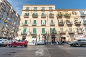 Exterior - Turati Apartment al Politeama by Wonderful Italy (Palermo)