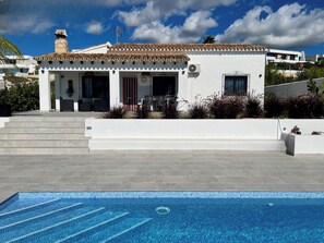 Exterior - Villa Mariposa : 3 bedrooms : Open views : Open views (TEULADA MORAIRA)
