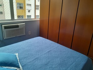 2 habitaciones, escritorio, tabla de planchar con plancha y wifi gratis 