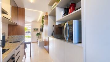 Basic Apartment | Private kitchen