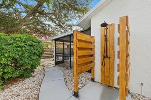 House, Multiple Beds (High Tide Hideaway) | Terrace/patio - High Tide Hideaway (New Smyrna Beach)