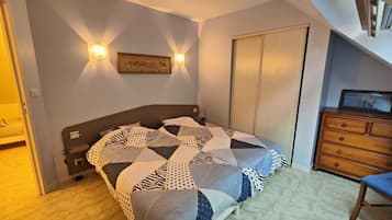 3 Schlafzimmer, Bügeleisen/Bügelbrett, WLAN, Bettwäsche