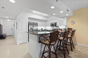 Leilighet, flere senger (Oceanwalk 11-603) | Eget kjøkken