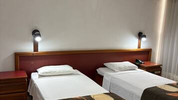 Escritorio y wifi gratis