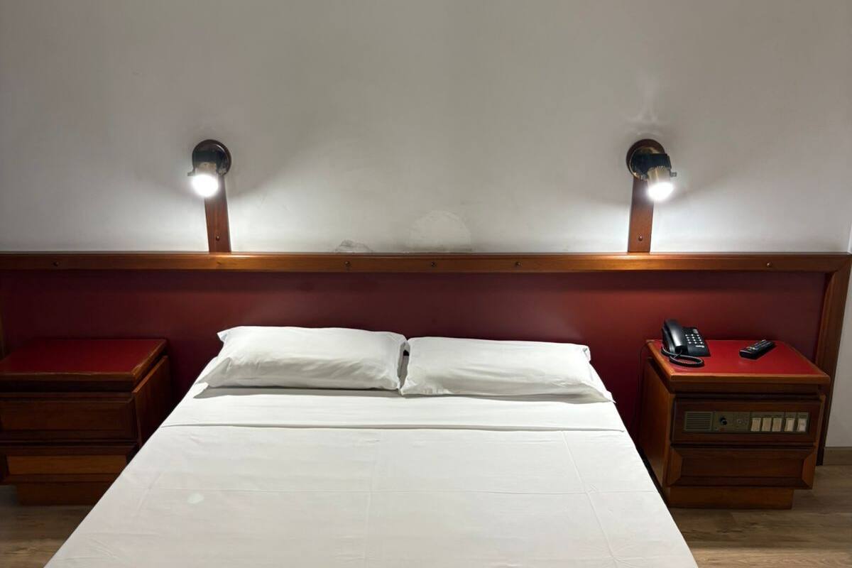 Een bureau, gratis wifi