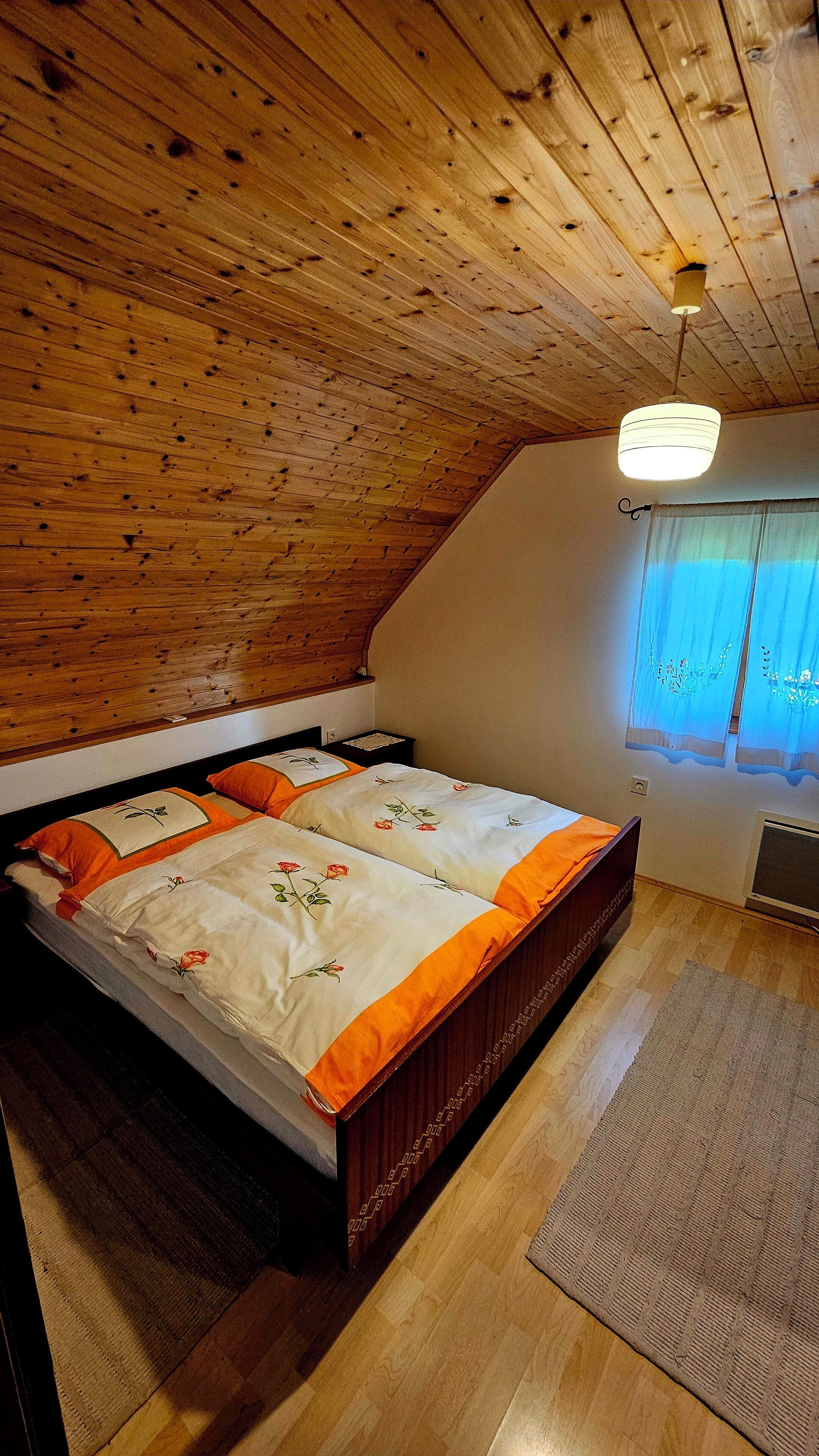 3 dormitorios, wifi gratis, ropa de cama