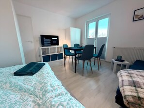 2 Schlafzimmer, Bügeleisen/Bügelbrett, WLAN, Bettwäsche