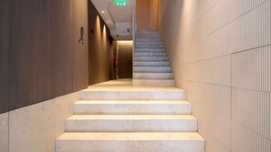 Interior - Verde Almada 3d by LovelyStay (Porto)