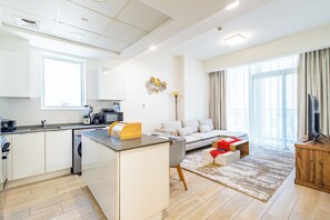 公寓, 露台, 城市景 | 客廳 | 55 吋LCD 電視連數碼電視頻道