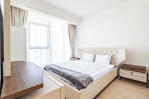 Apartment, Balcony, City View | Free WiFi - Superhost  Stylish 1BR in Bloom Tower (Dubai)