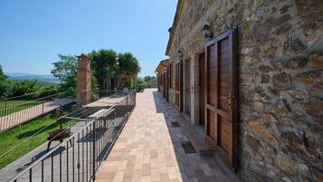 Terassi/patio