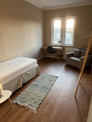 1 bedroom, WiFi, bed sheets - Room 'Double Room 1' with Wi-Fi (Stepenitz)