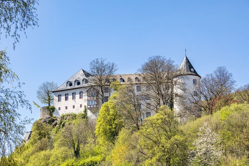 Holiday Apartment 'Sauerland Burgfenster' with Mountain View, Shared Terrace and Wi-Fi