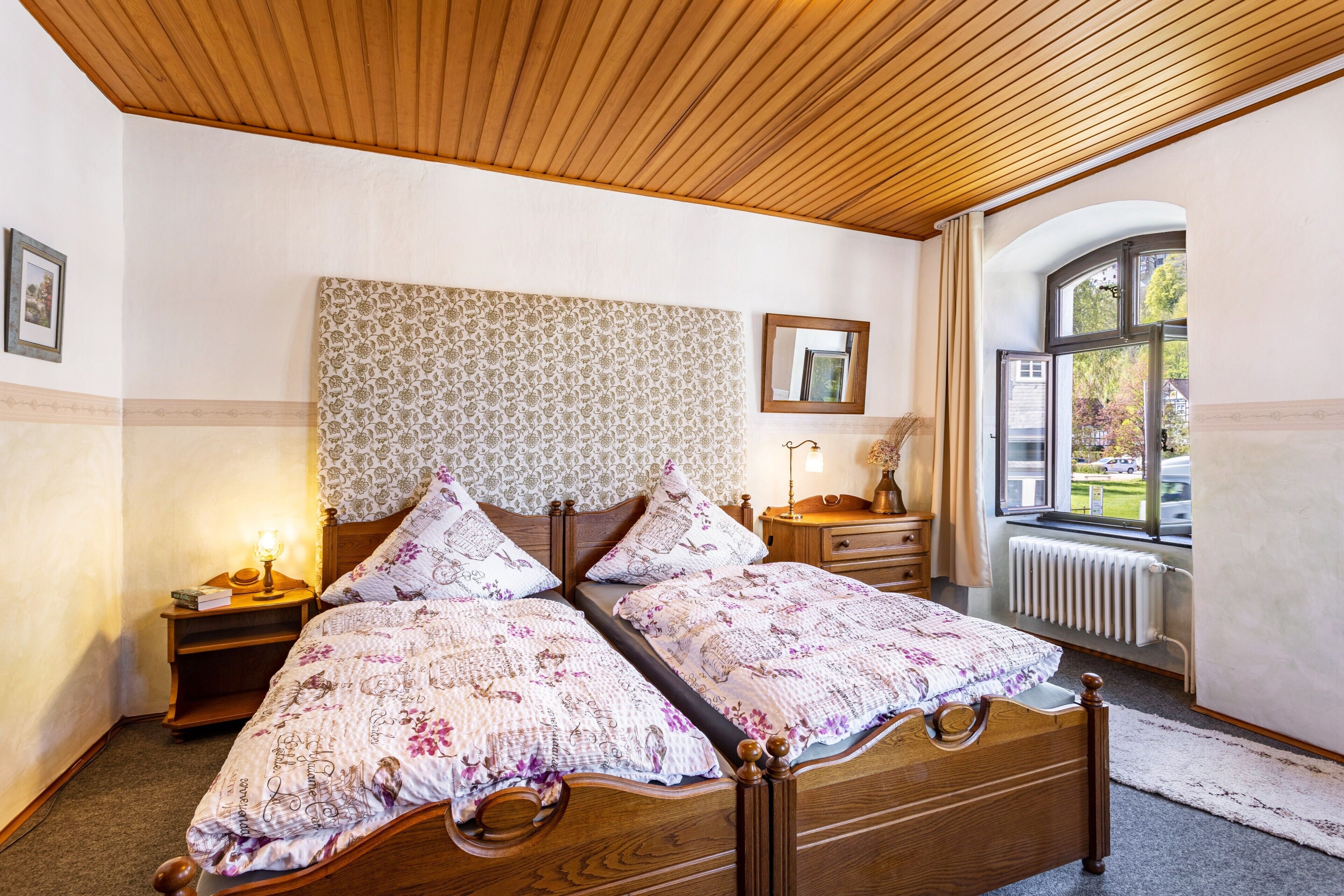 1 chambre, fer et planche à repasser, Wi-Fi, literie fournie
