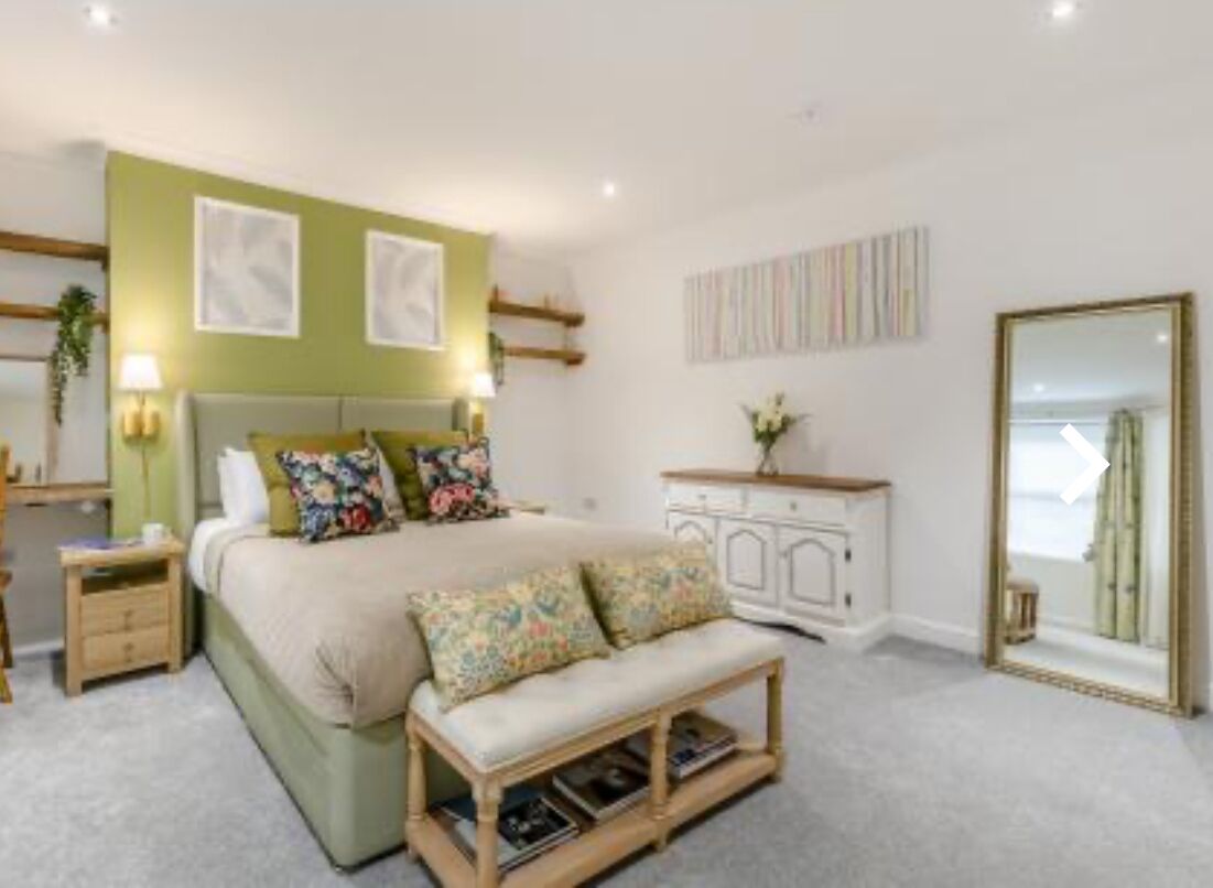 Family Apartment | Iron/ironing board