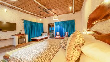 Luxury Double Room, Pool View | In-room safe, desk, blackout curtains
