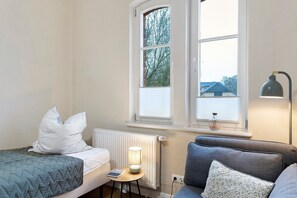 1 camera, Wi-Fi, lenzuola