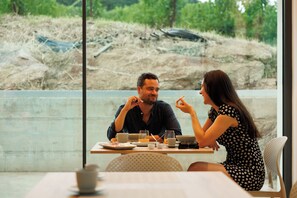 Desayuno buffet incluido todos los días 