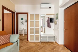 Televisión 30 pulgadas con canales de televisión vía satélite