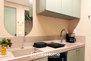 Comfort Studio | Private kitchen | Shared fridge