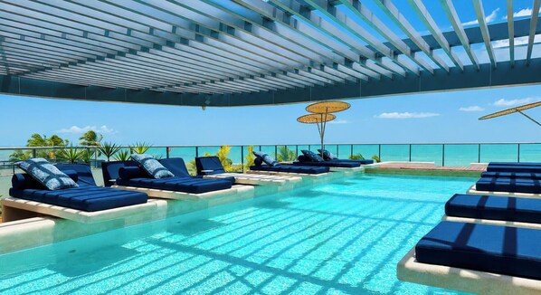 Outdoor pool - Setai Aquamaris - LikeHome Hospedagens (João Pessoa)