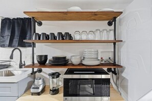 Microwave, oven, stovetop - Airport Haven - Cozy 2BR Apt. 5 Min Away From Airport (Newark)