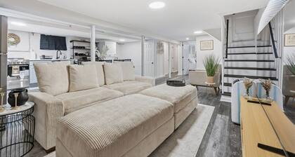 Airport Haven - Cozy 2BR Apt. 5 Min Away From Airport