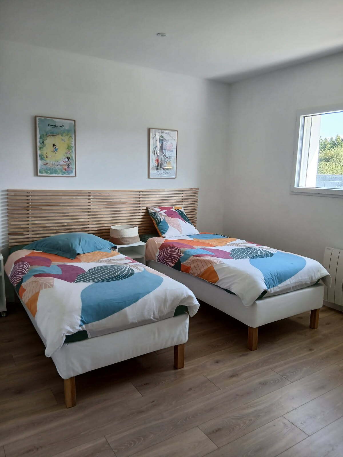 2 chambres, fer et planche à repasser, Wi-Fi, draps fournis