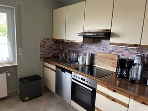 Microwave, oven, stovetop, dishwasher