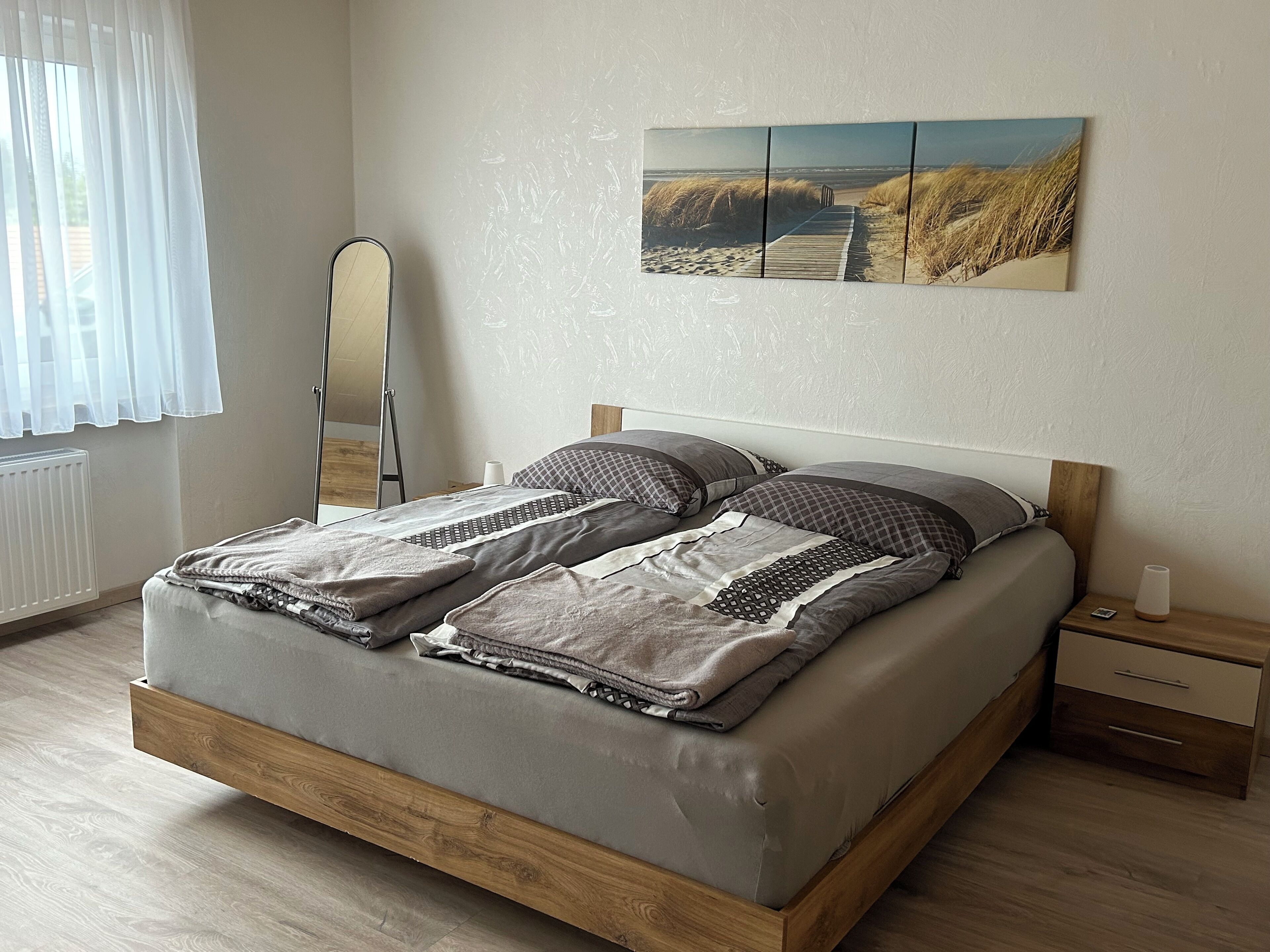 2 bedrooms, WiFi, bed sheets