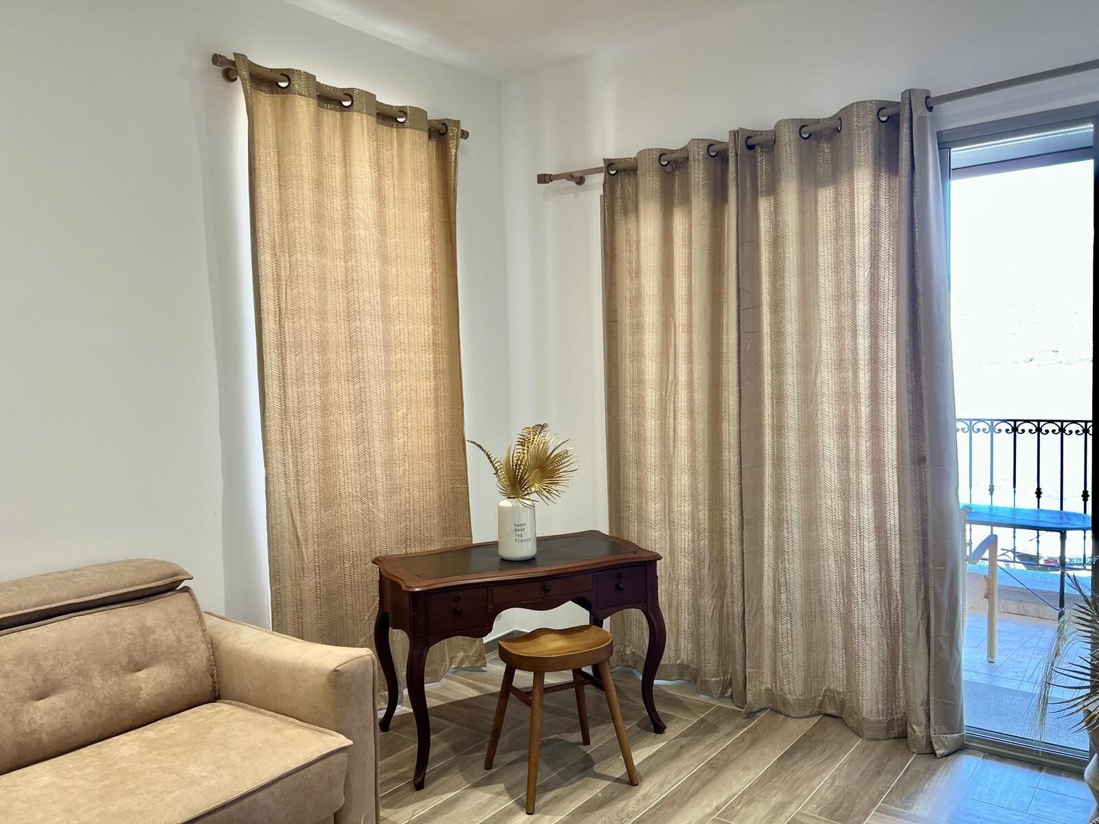 Apartment, Balcony, Sea View | Living area | TV