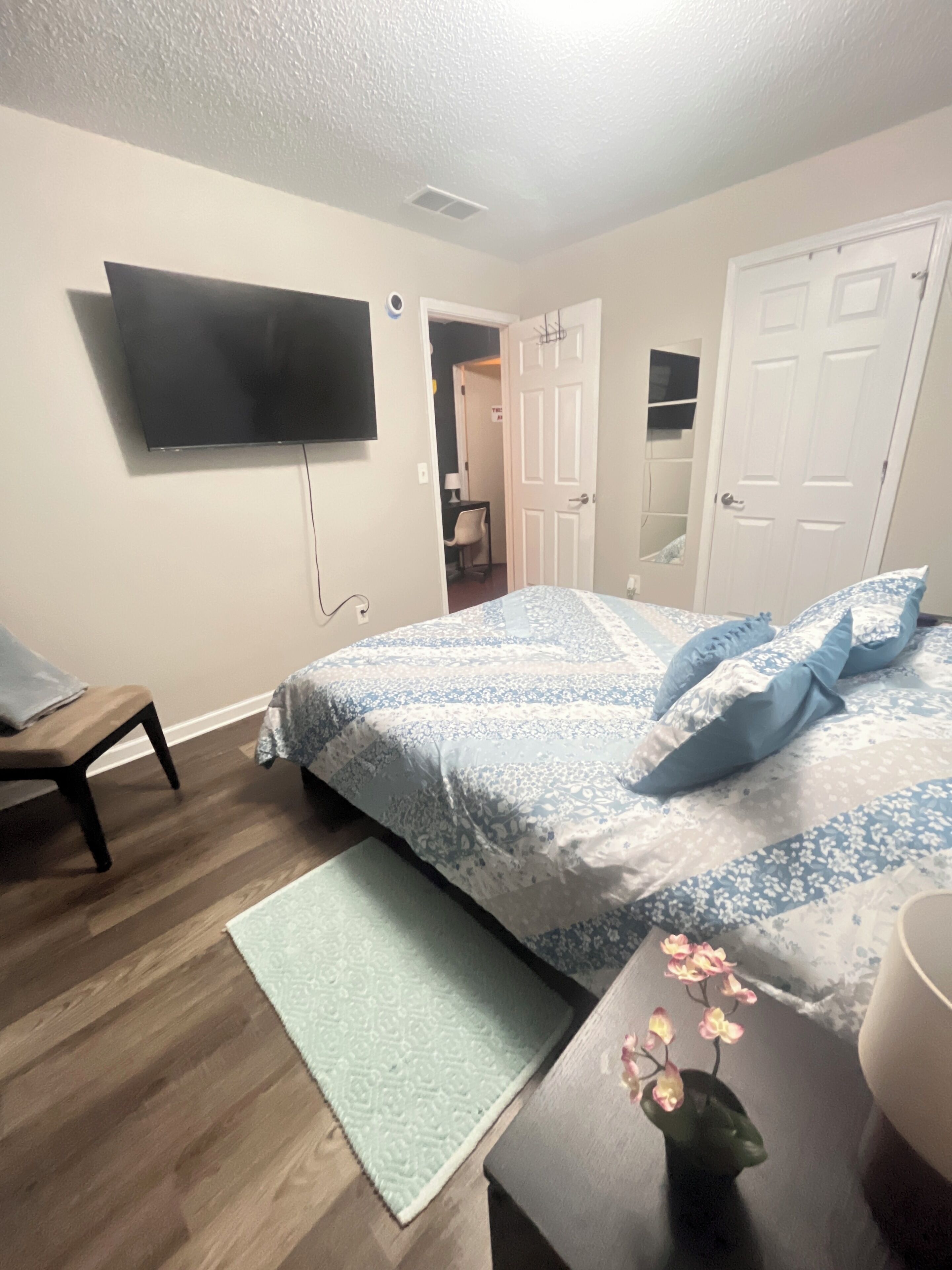 1 bedroom, iron/ironing board, WiFi, bed sheets