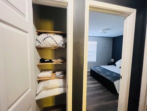 Iron/ironing board, WiFi, bed sheets