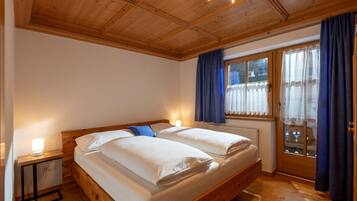 1 habitación, wifi y ropa de cama