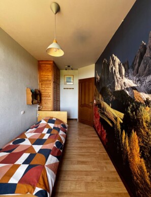 5 Schlafzimmer, Bügeleisen/Bügelbrett, Internetzugang, Bettwäsche