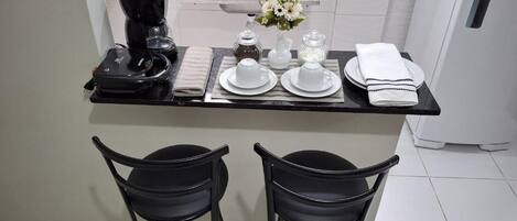 微波炉、烤箱、炉灶